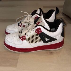 Jordans Kids size 5 womens 7 White and Red Sneakers